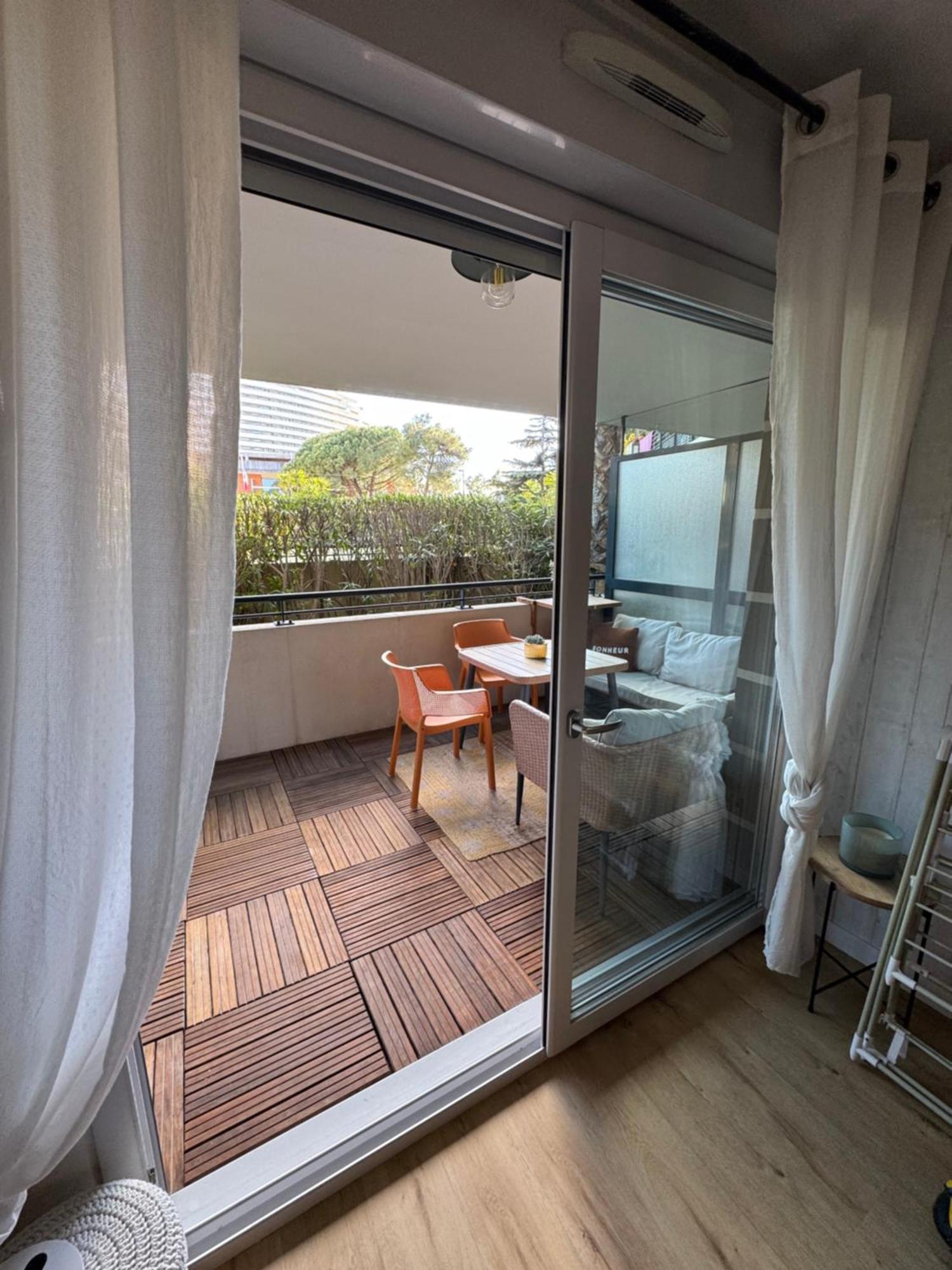 L'Appart Ideal Famille, Terrasse, Piscine, Plage Вильнёв-Лубе Экстерьер фото